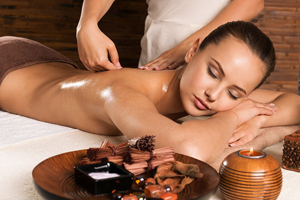 Relax Massage with almond oil